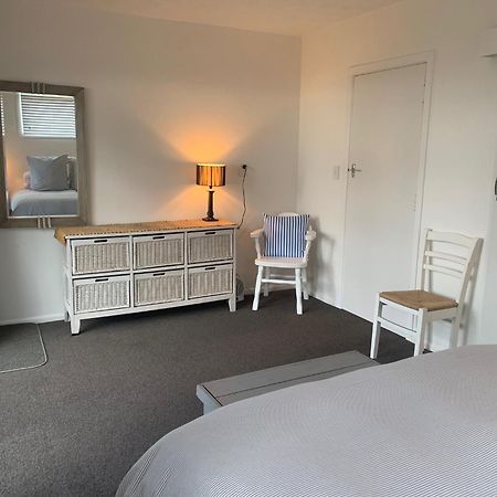 Beach Front Apartment Ohope ภายนอก รูปภาพ