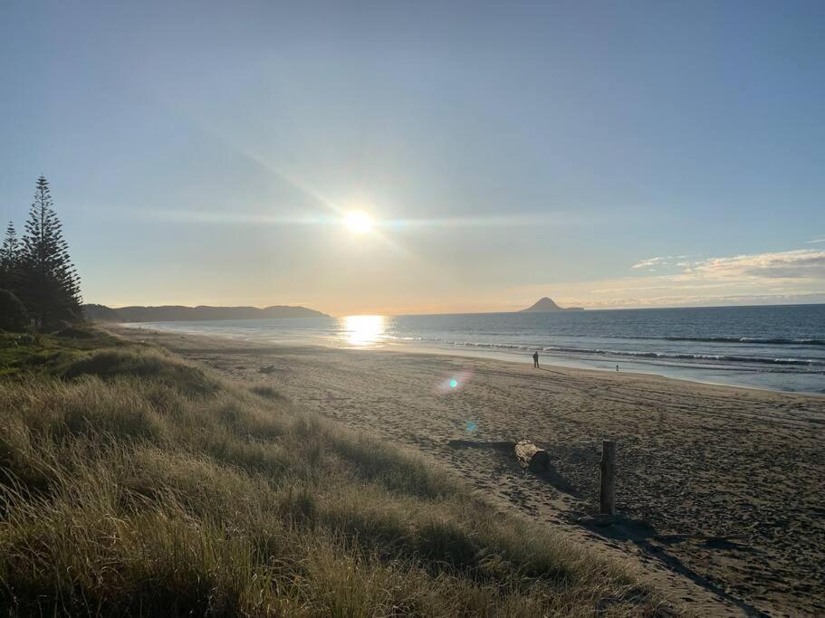 Beach Front Apartment Ohope ภายนอก รูปภาพ